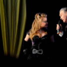 Csajos este a Sportcsarnokban