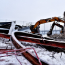 Malomtó széli lelátó bontása 