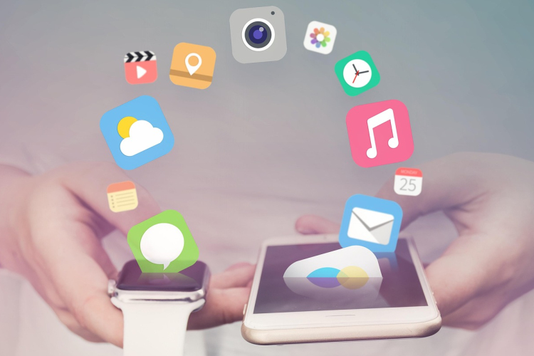 Így foglalja el a magyar boltok kasszáit az Apple és a Google