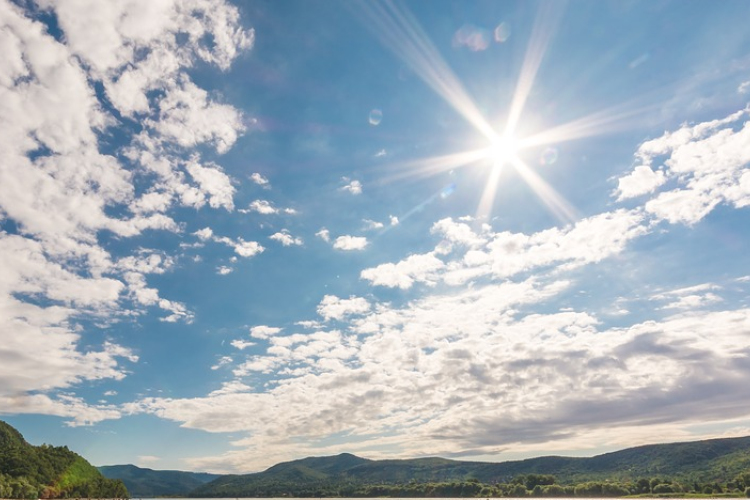 Folytatódik a meleg, napsütéses idő a hétvégén is
