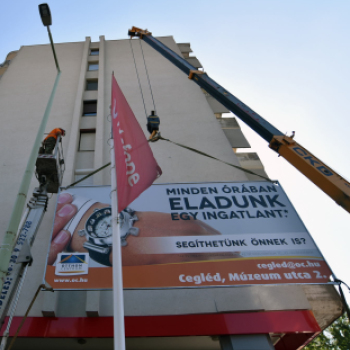 Ez itt a reklám helye Cegléden