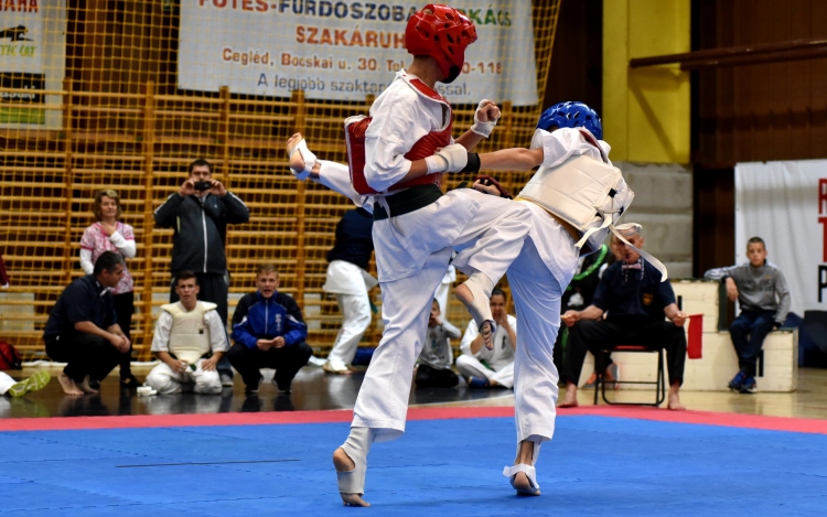 Nemzetközi karate verseny Cegléden