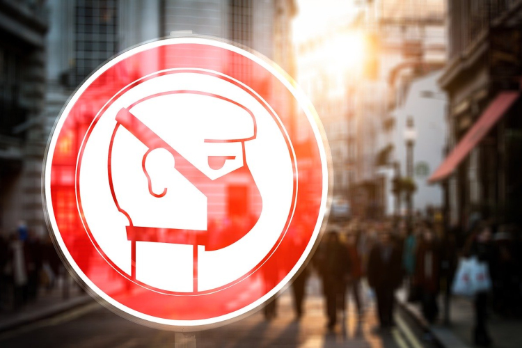 Száz felett a nagy-britanniai koronavírus-fertőzöttek száma