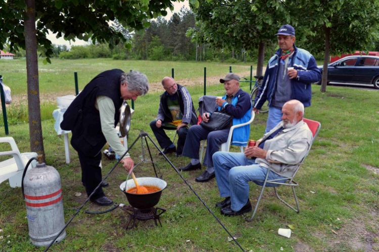 Babfőzőverseny az öregszőlőben