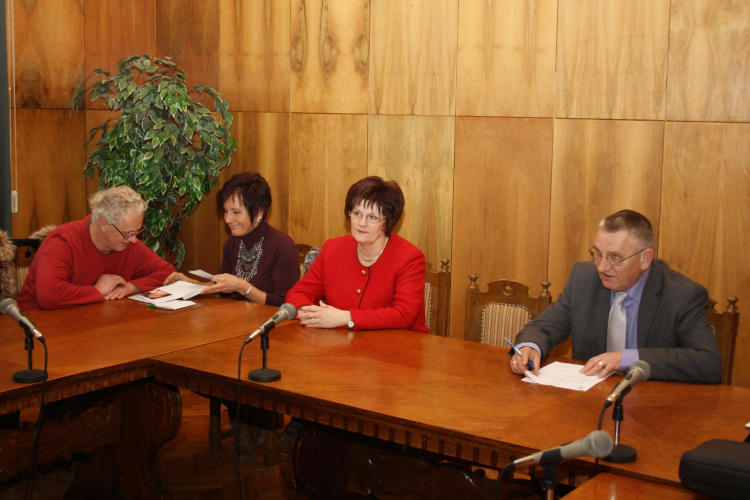 Rendkívüli ülést tartott a város