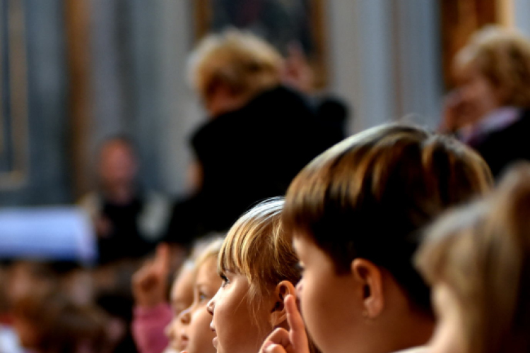 Mária köszöntés a Katolikus Plébániatemplomban