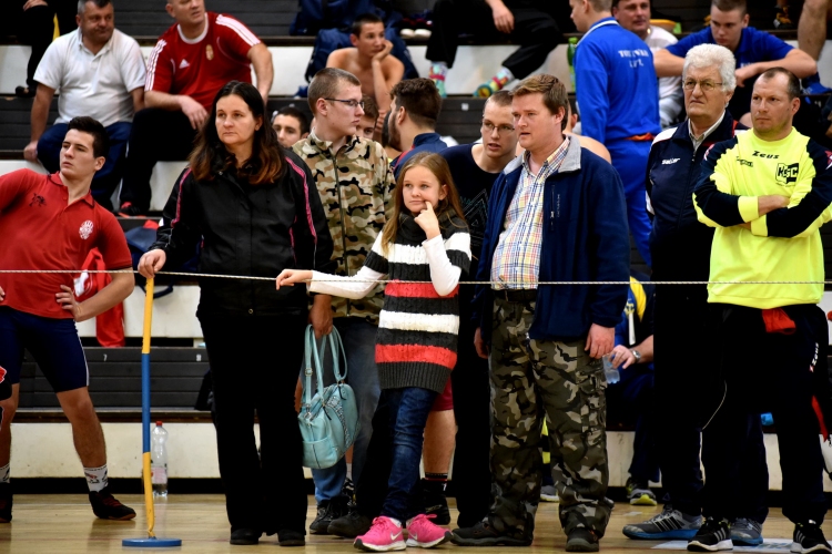 Kadet Kötöttfogású Országos Bajnokság A Gál József Sportcsarnokban