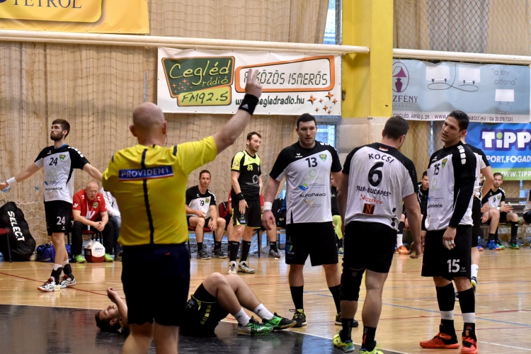 Ceglédi KKSE-Pler Budapest:29-30 (12-16)