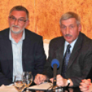 Ceglédért Független Egyesület sajtótájékoztató a La Toscana Bisztróban