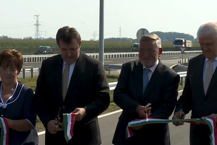 Újabb szakaszt adtak át