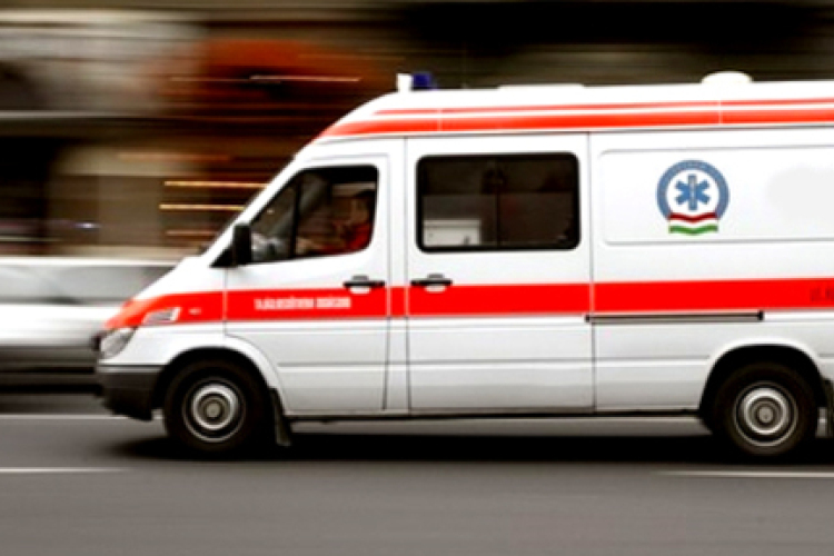 Tömeges baleset miatt lezárták a 4-es főutat