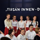 Népdaléneklési verseny Cegléden