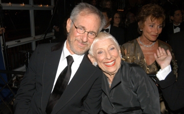 Elhunyt Steven Spielberg édesanyja, Leah Adler zongorista, festőművész