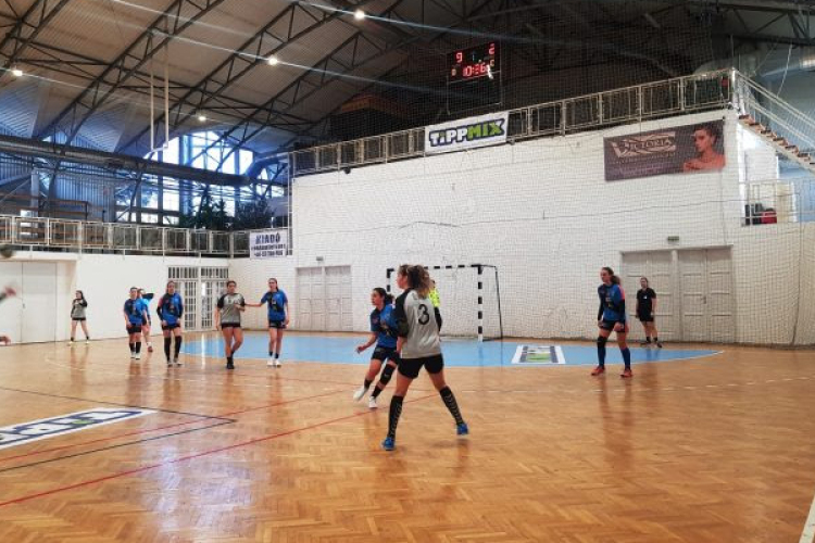 Fontos meccset nyertek a serdülő Cápák