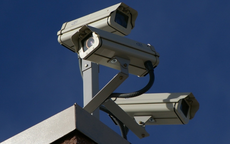 ORFK: közterületi kamerákkal nem lehet objektív felelősség alapján bírságolni