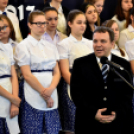 Népdaléneklési verseny