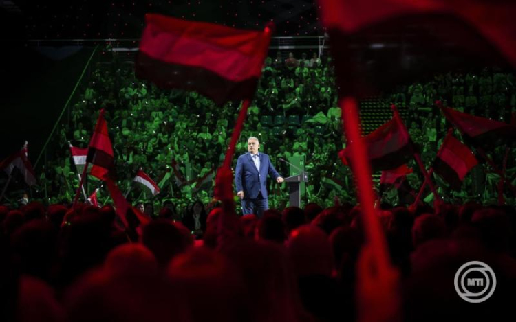 Orbán Viktor békemenetet, Magyar Péter nagygyűlést hirdetett október 23-ra