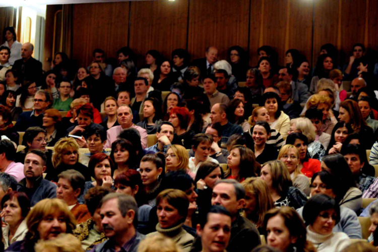 Müller Péter Cegléden