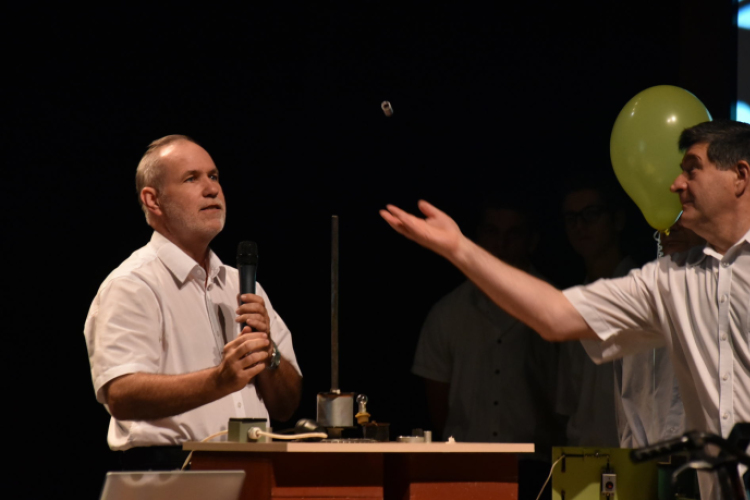 Tudományok éjszakája Cegléd