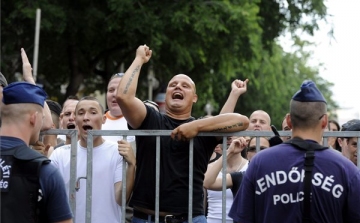 Egy albertirsai férfit is őrizetbe vettek a Budapest Pride felvonulás utáni atrocitás ügyében