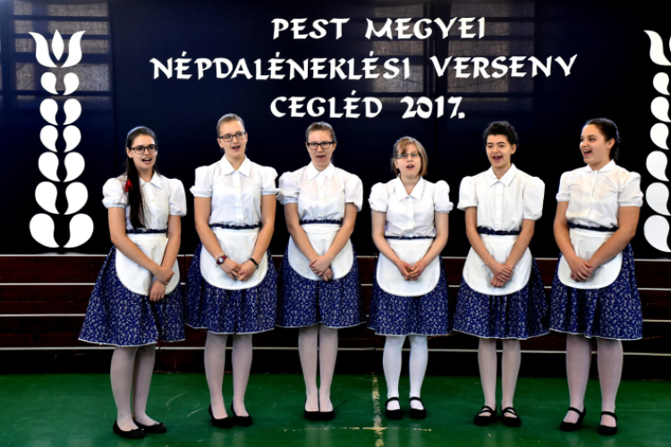 Népdaléneklési verseny