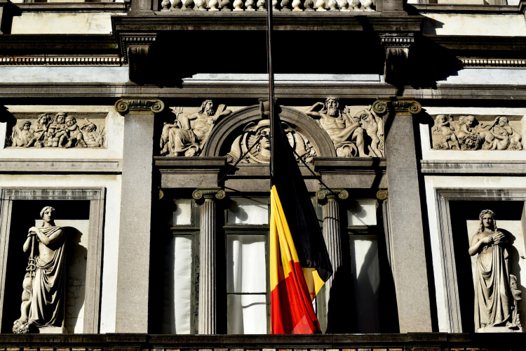 Brüsszel egy ceglédi objektíven keresztül