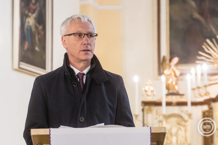 Soltész Miklós: hamarosan új program indul a falusi templomok felújítására