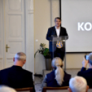 Konferenciával emlékeztek