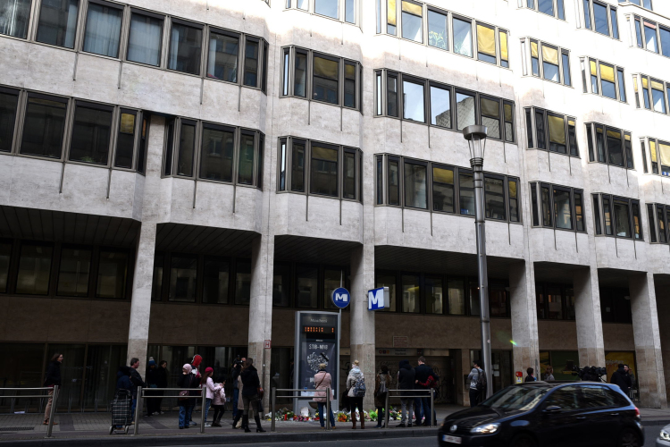 Brüsszel egy ceglédi objektíven keresztül